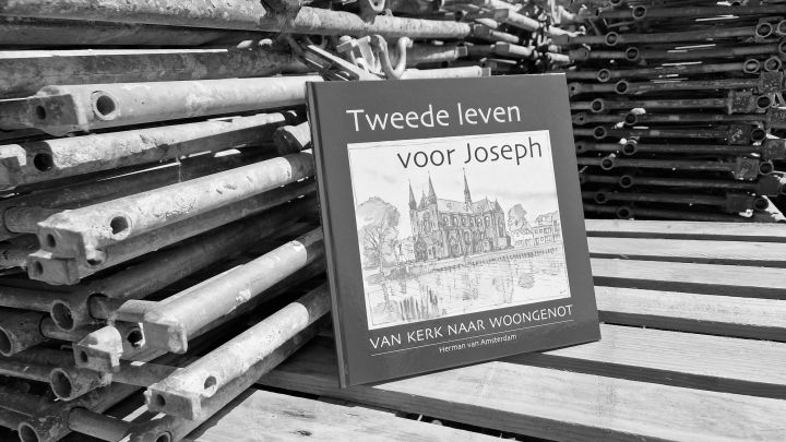 Vink Bouw presenteert boek Josephkerk