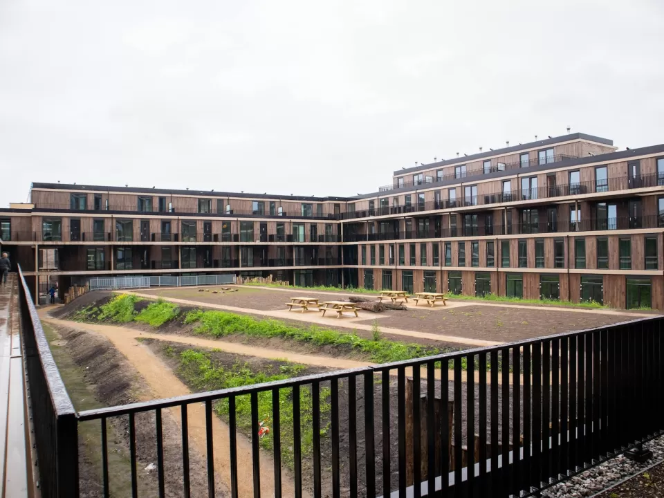906 - oplevering