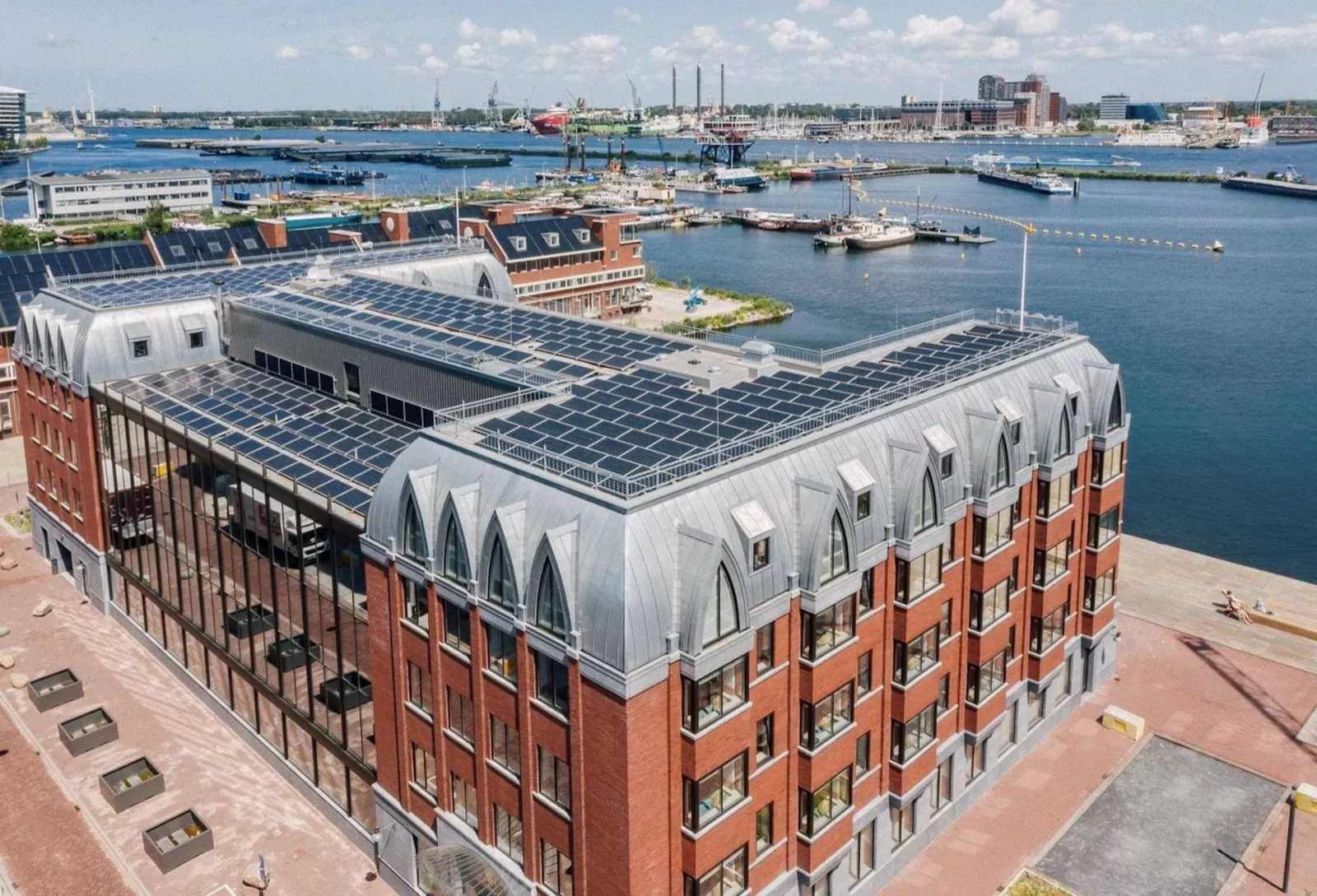 828 - oplevering