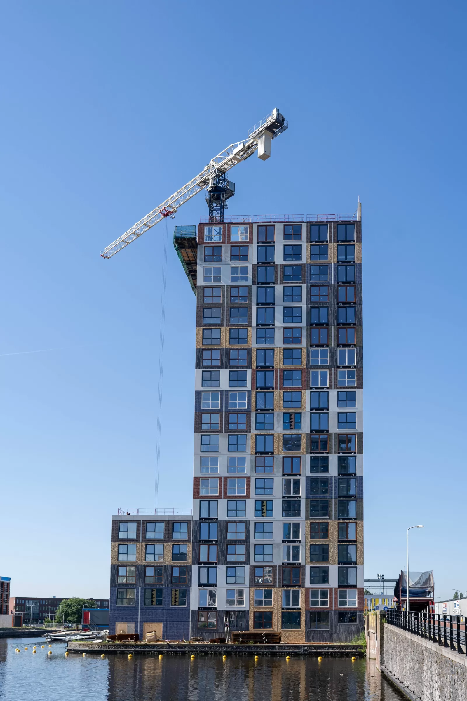 870 - aanbouw
