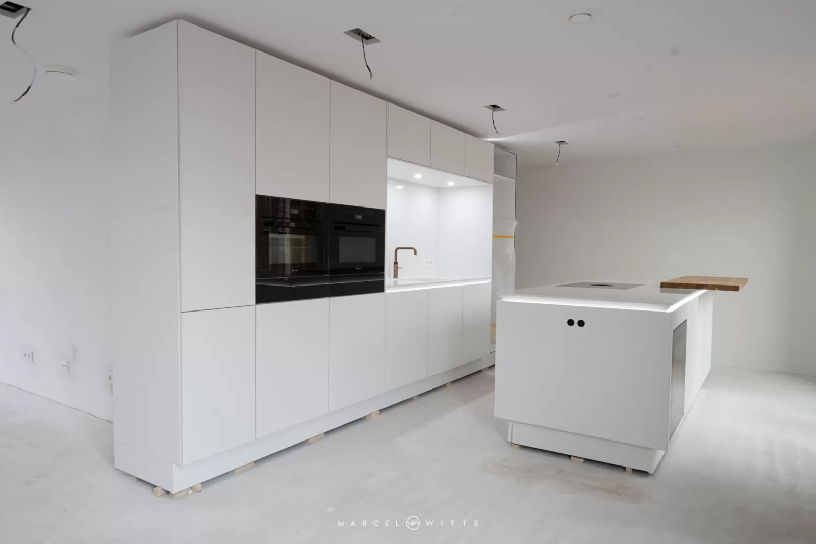 877 - oplevering