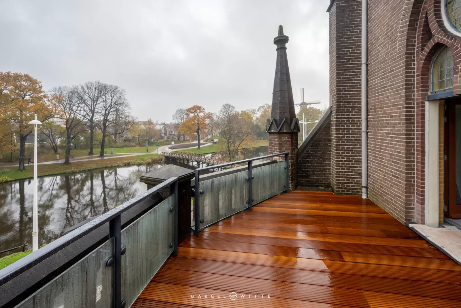 877 - oplevering