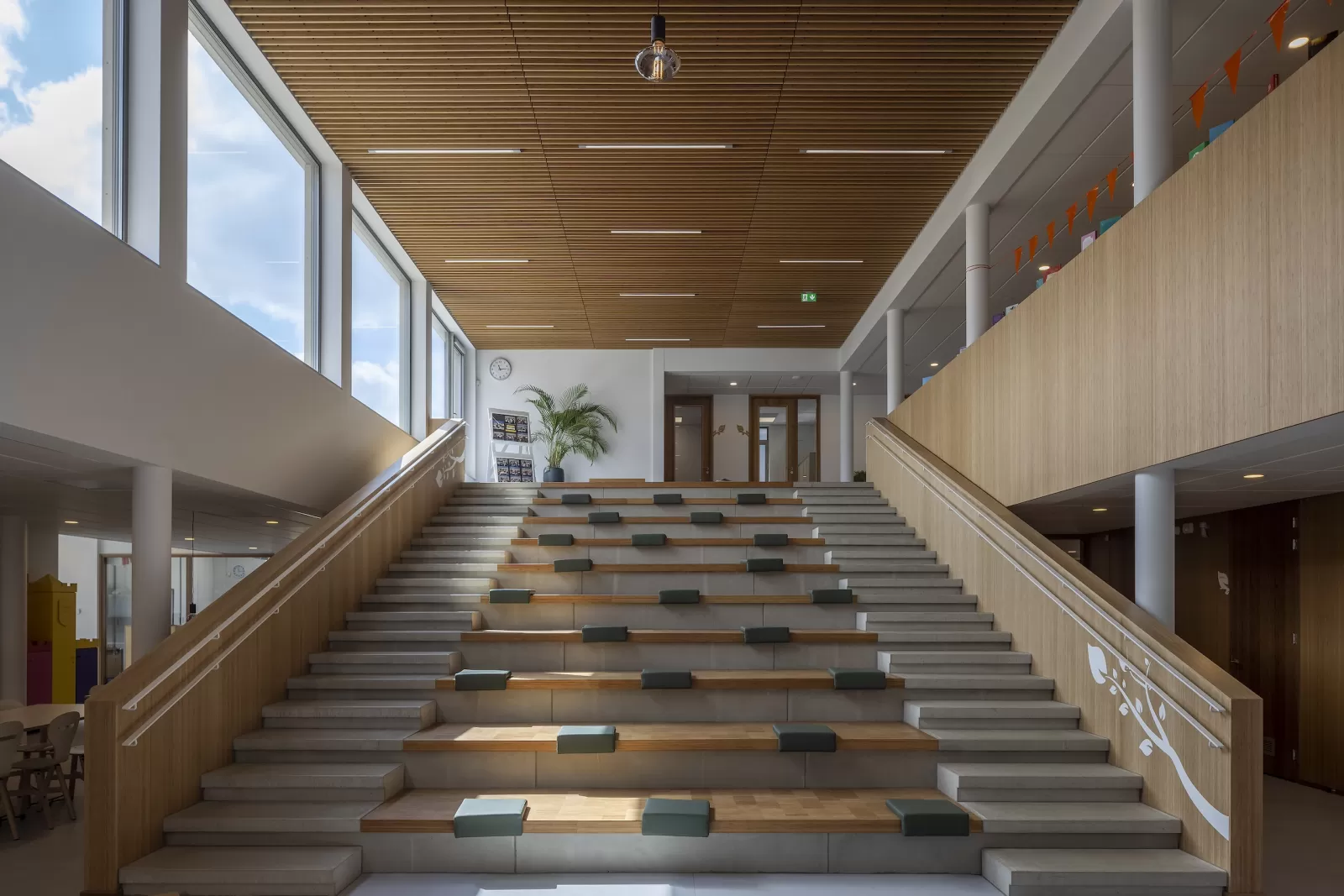 896 - oplevering