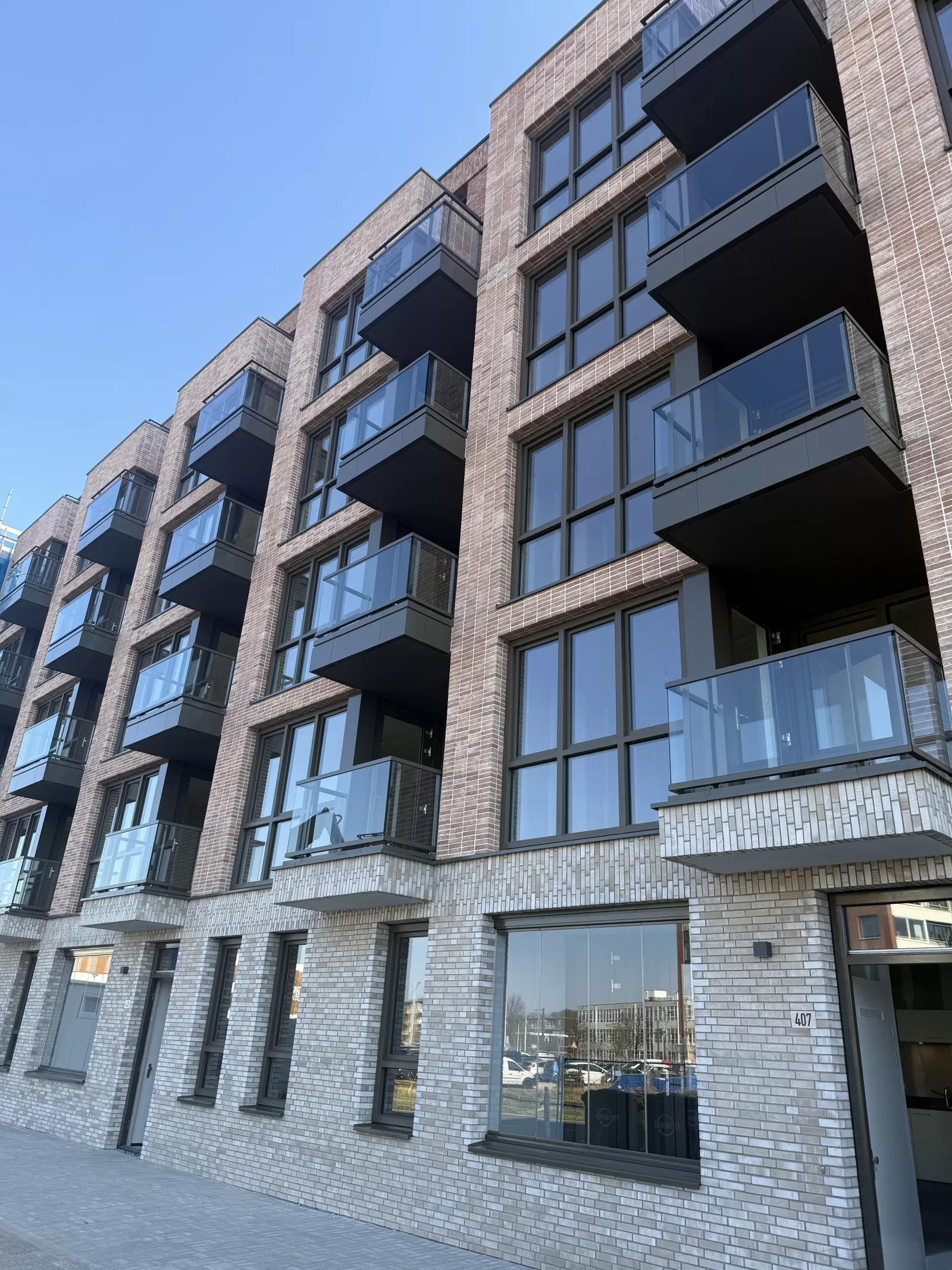 905 - voorgevel oplevering