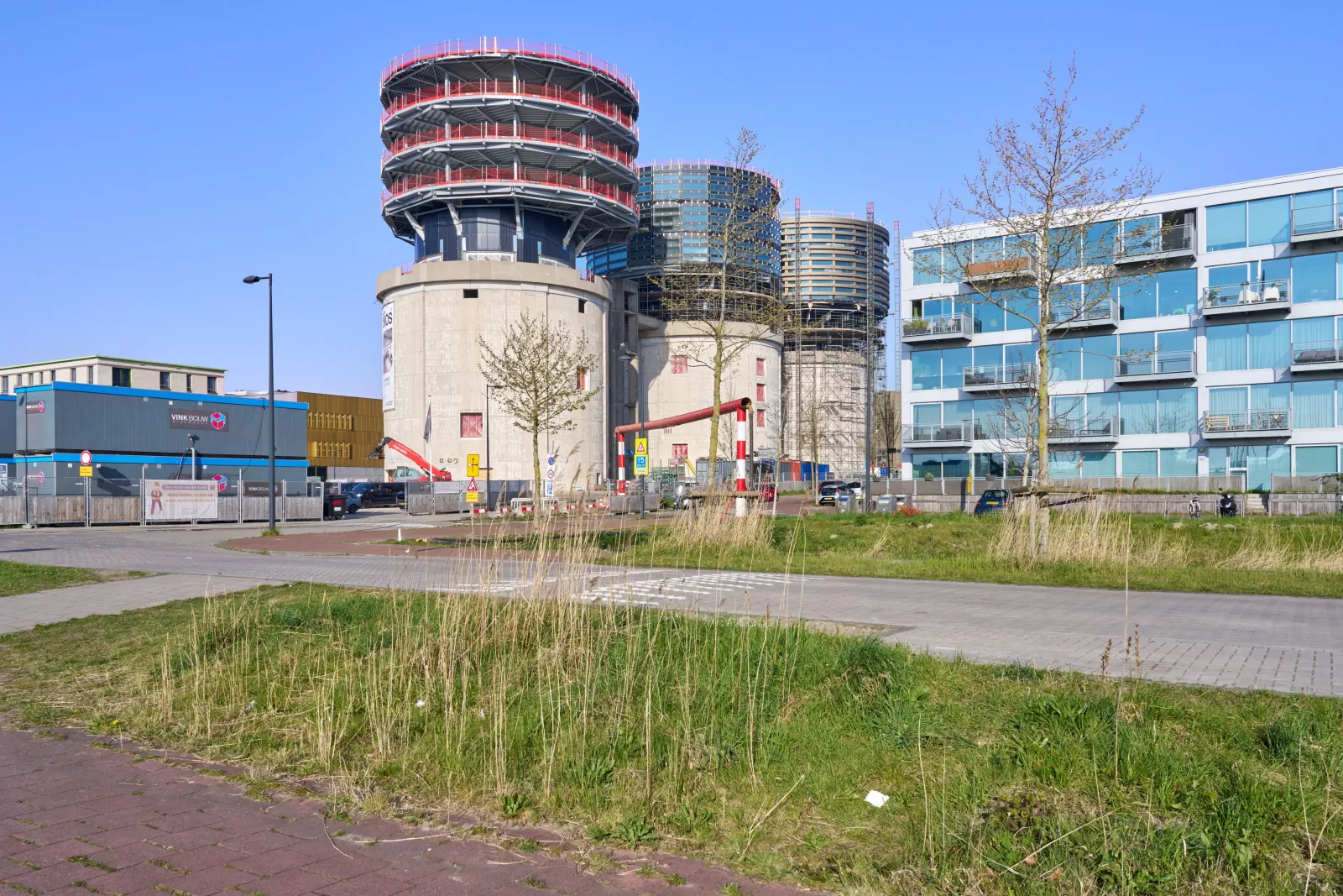 868 - Aanbouw