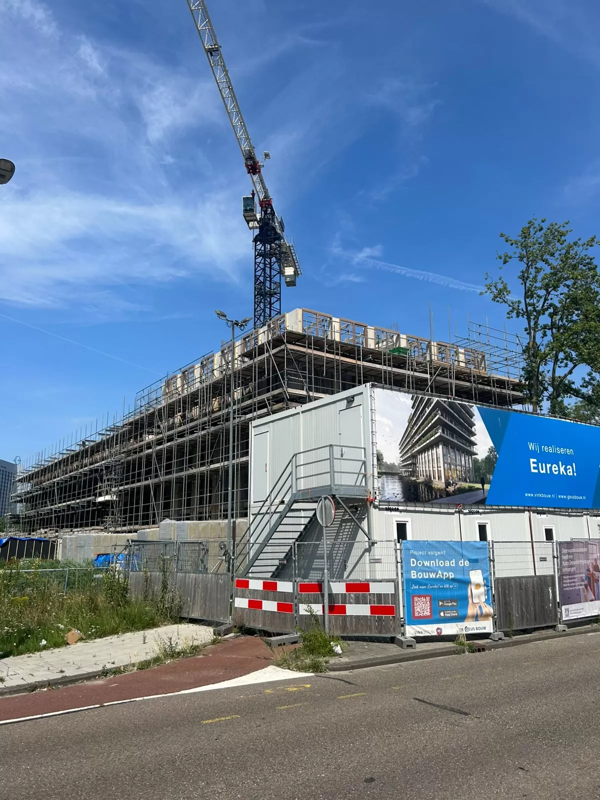 942 - aanbouw